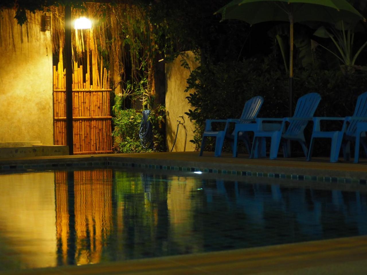 Nawiengkaeriverview Resort Mukdahan Luaran gambar