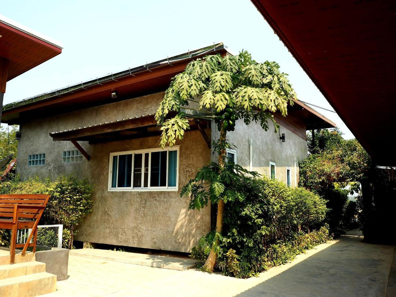 Nawiengkaeriverview Resort Mukdahan Luaran gambar